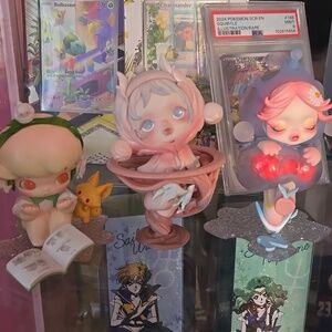 Skullpanda And Dimoo Figure Bundle